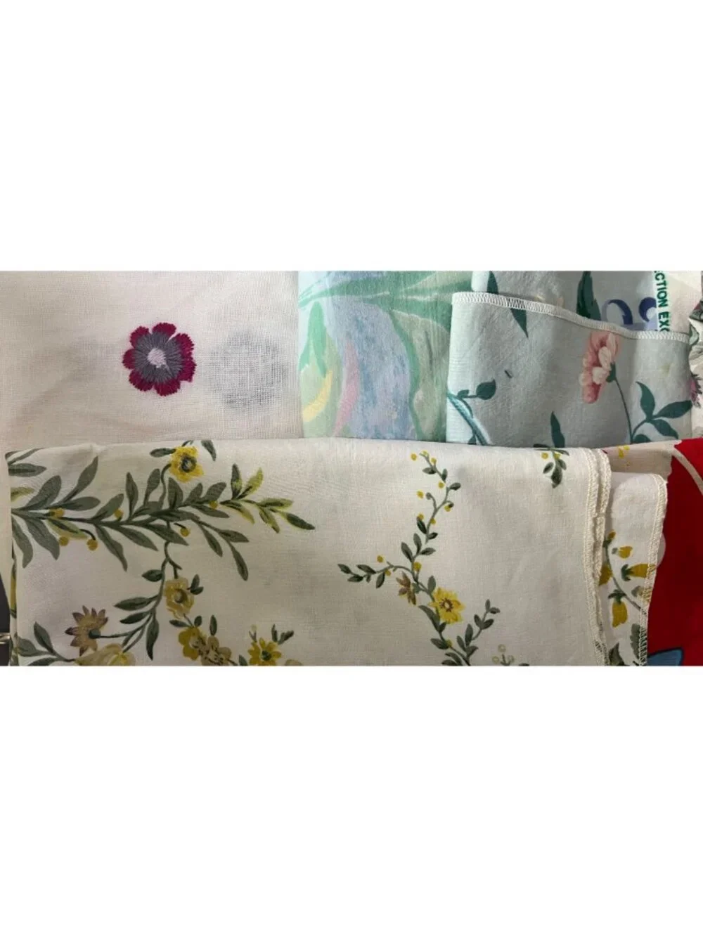 3+ lbs. Vintage Floral Fabric Remnants Bundle Colorful Assorted Cotton Prints